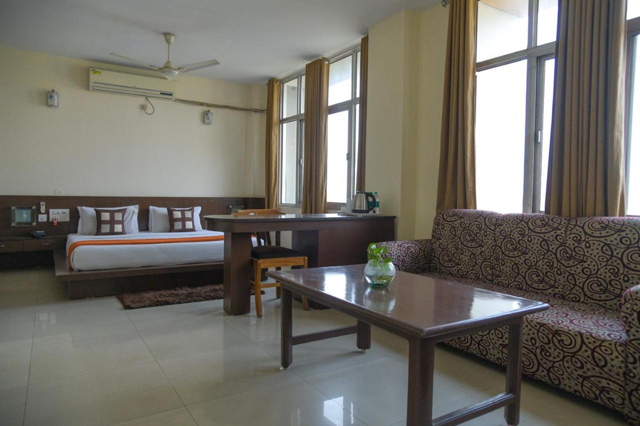 Hotel Earl Grey Jorhat Luaran gambar
