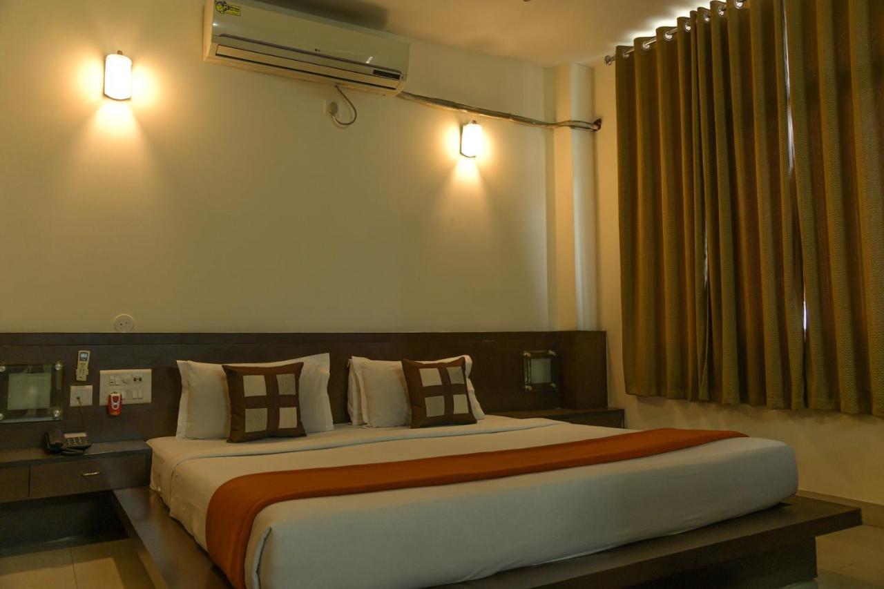 Hotel Earl Grey Jorhat Luaran gambar