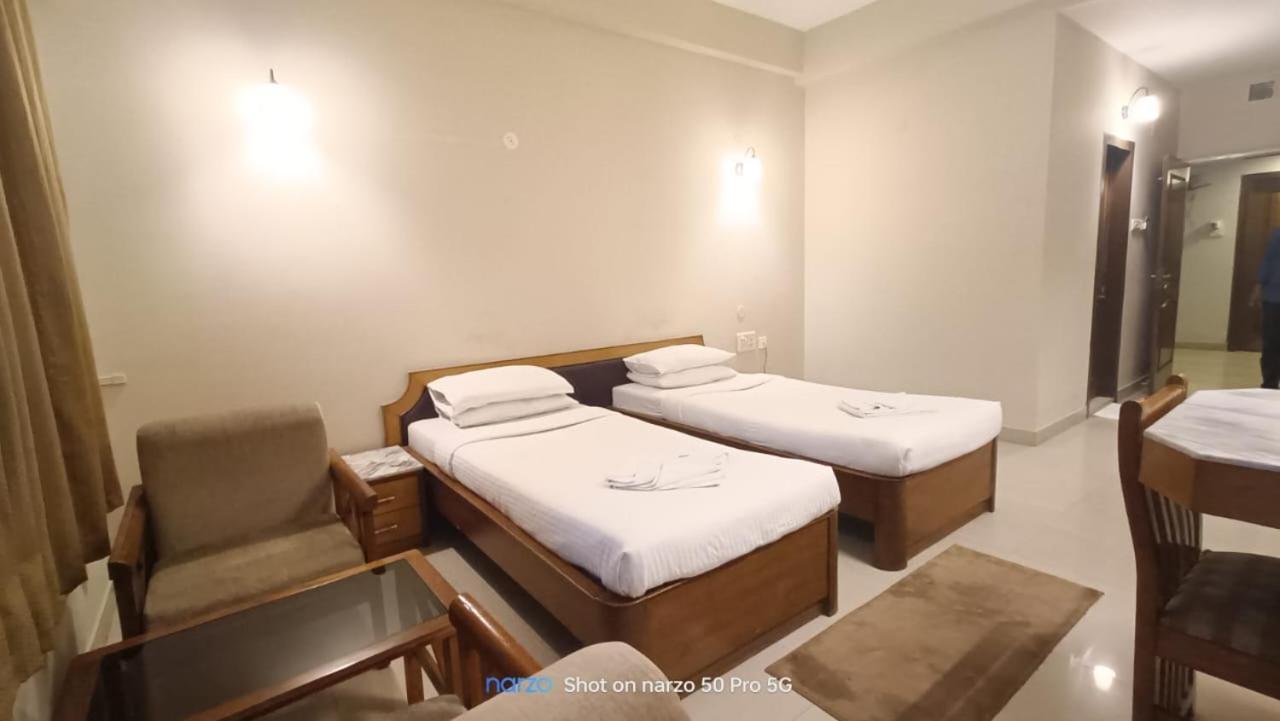 Hotel Earl Grey Jorhat Luaran gambar