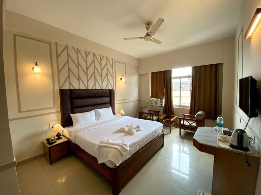 Hotel Earl Grey Jorhat Luaran gambar