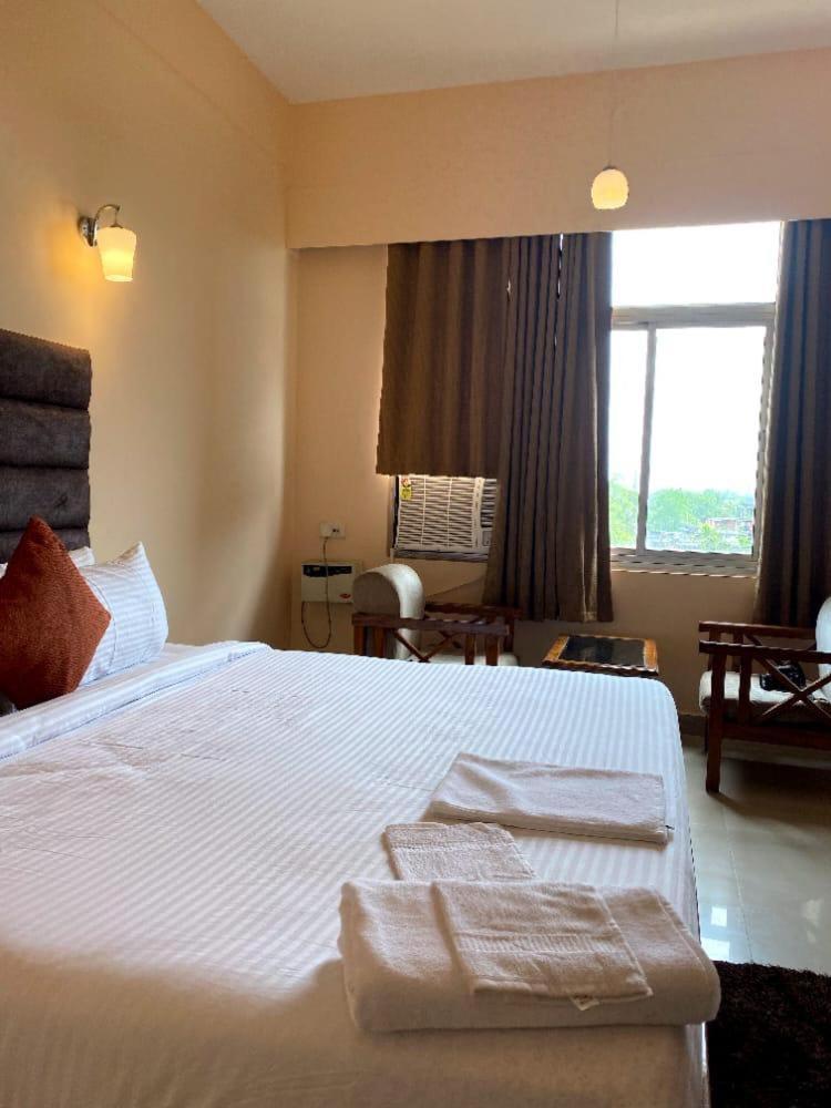 Hotel Earl Grey Jorhat Luaran gambar