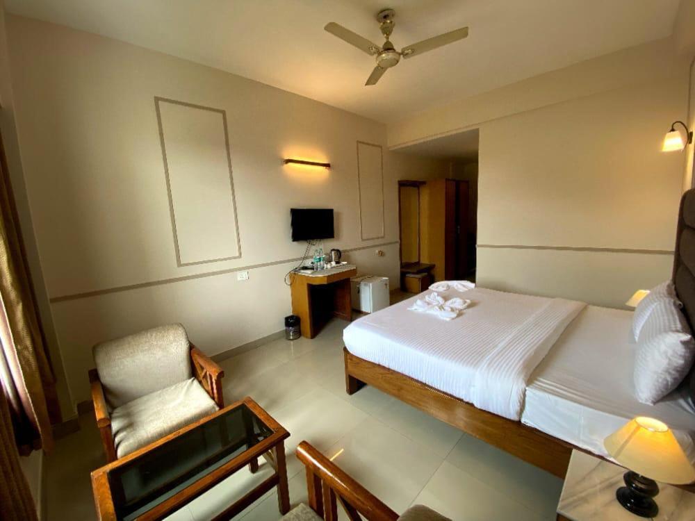 Hotel Earl Grey Jorhat Luaran gambar